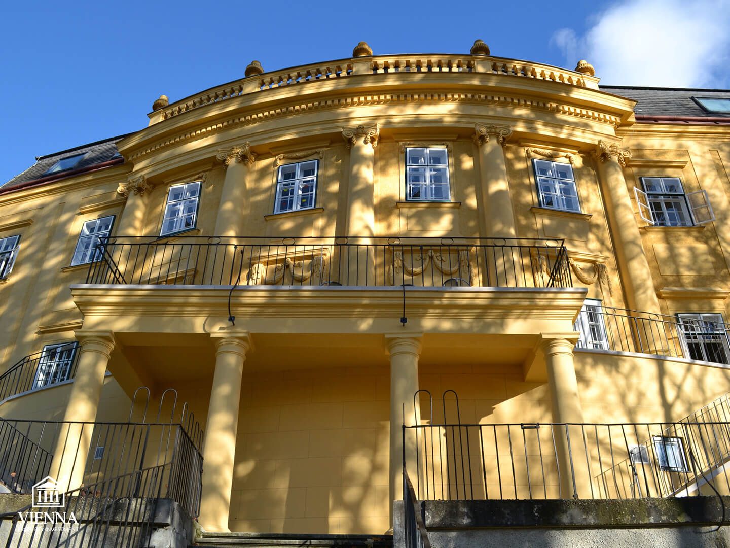 лизинг дворец