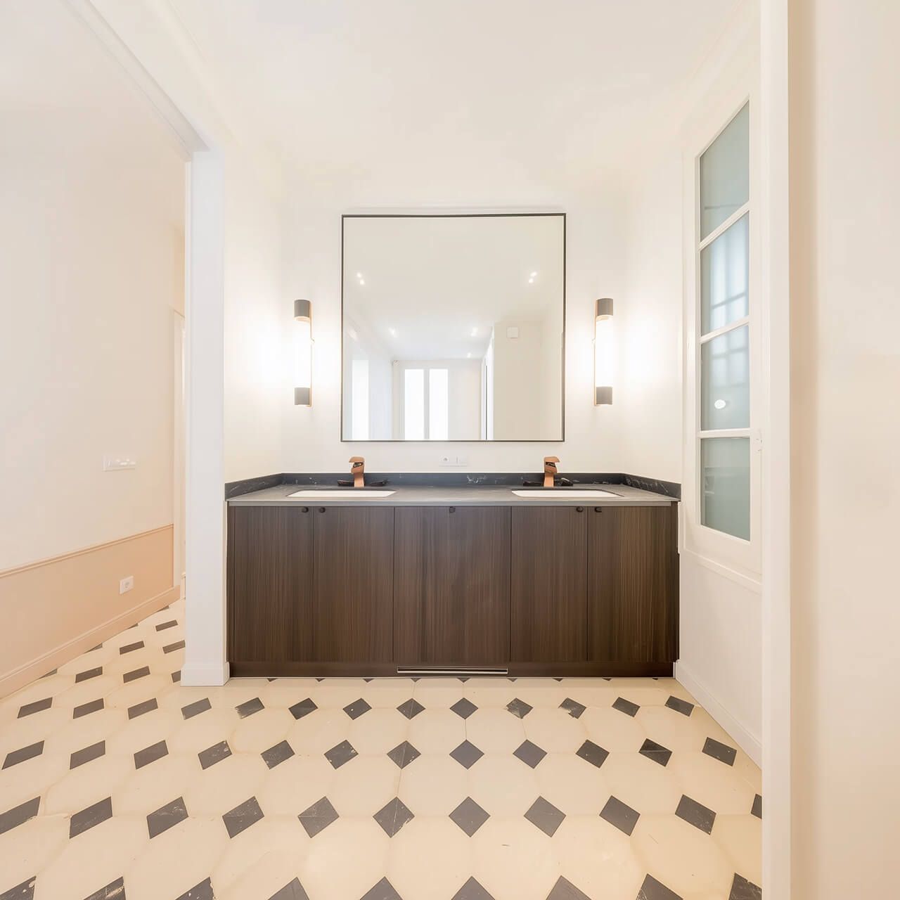 3-комнатная квартира в Вене, Mariahilf (6-й район)