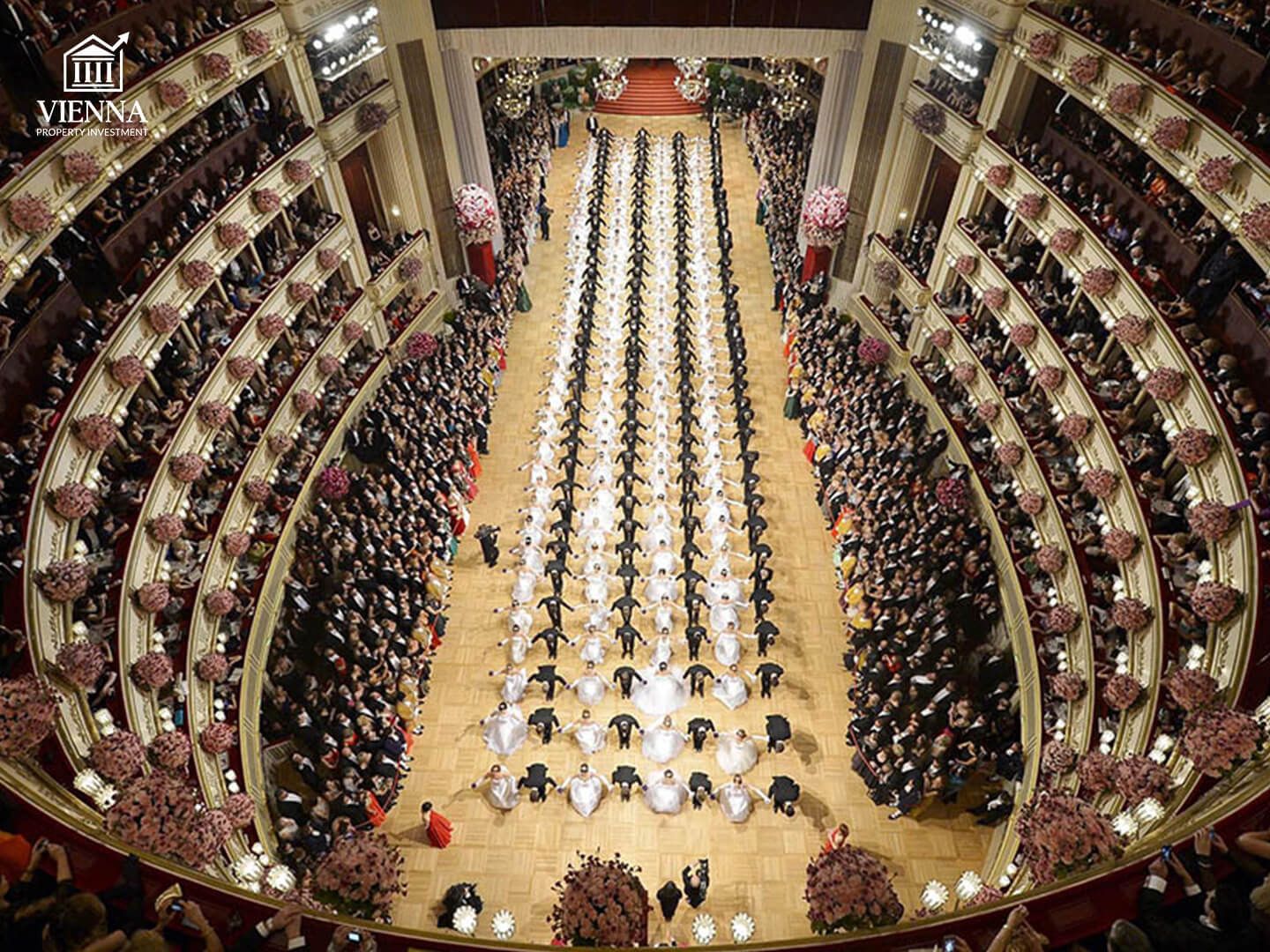 бал в венской опере