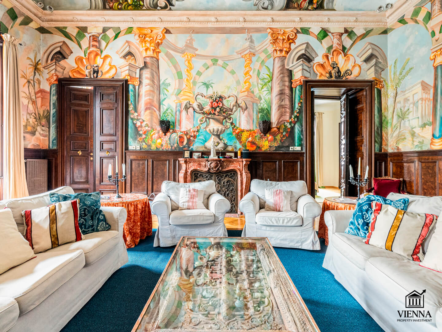 维也纳历史悠久的高挑天花板房产